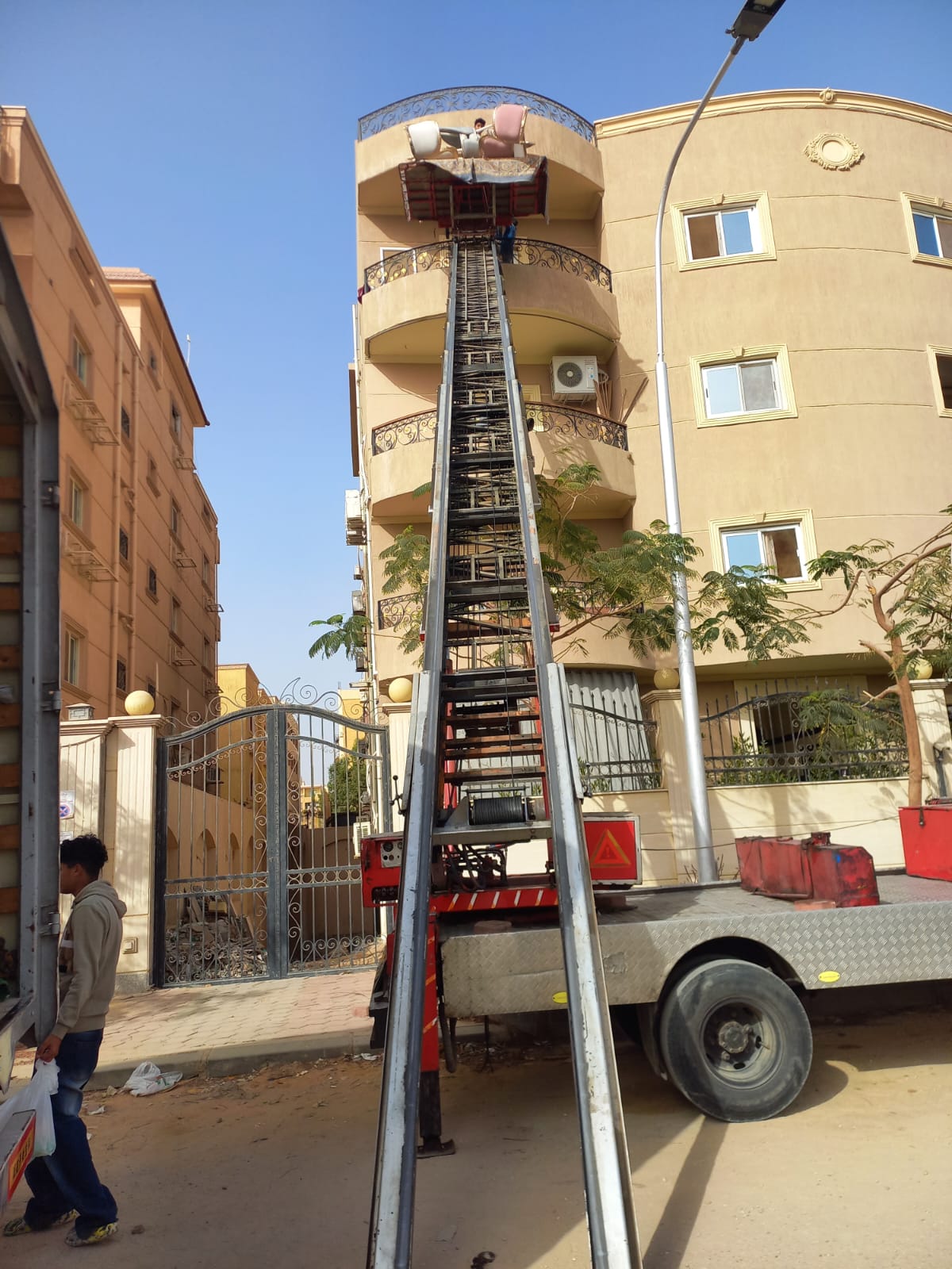 تغليف أثاث احترافي قبل النقل